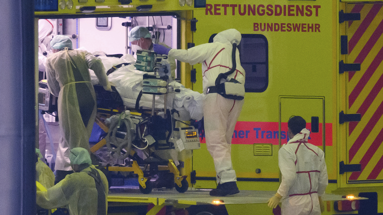 DSÖ'den korkutan açıklama: Omicron Covid'i atlatanlara da bulaşıyor